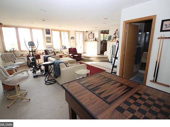 5th image of 18365 Lakeview Point Dr NE