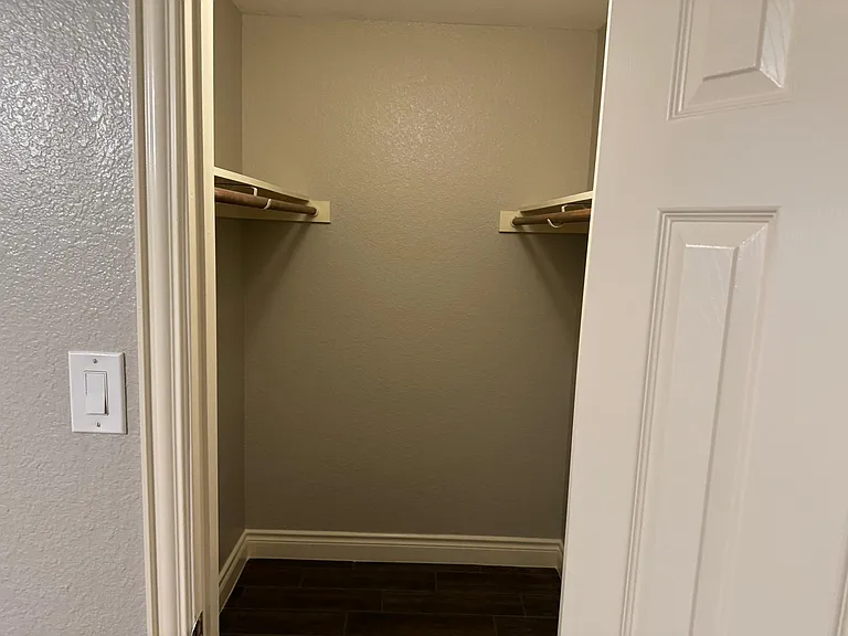 3159 Karen St — Photo 13