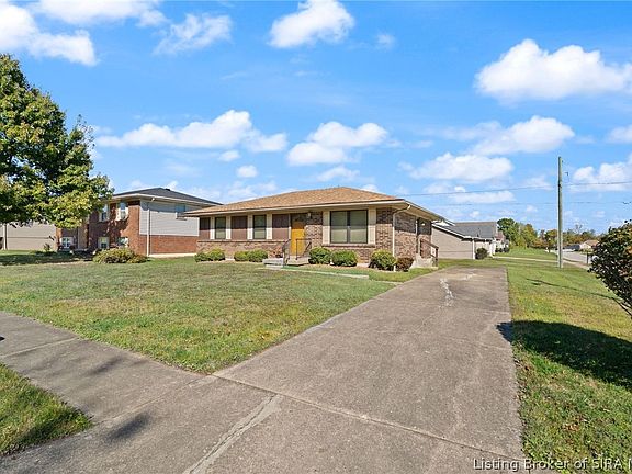 3rd image of 1618 Northaven Drive