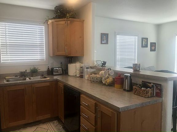 3rd image of 3642 Boulder Hwy #21