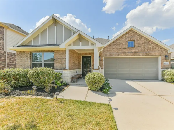 18906 Sorrento Point Dr, New Caney, TX 77357
