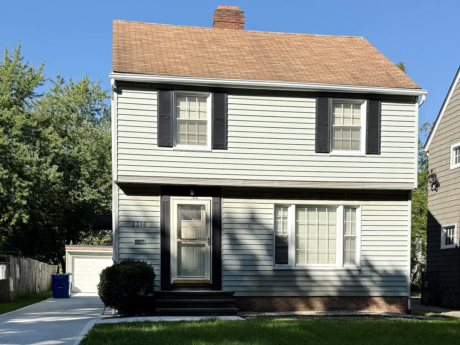 3 bed, 1500 sqft, $2,400 — Photo 1