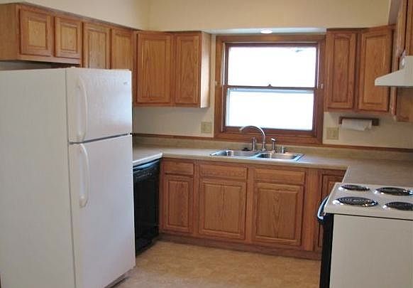 2nd image of 3004 25th St S