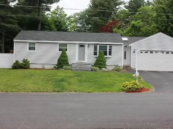 22 Briarcliff Dr, Nashua, NH 03062
