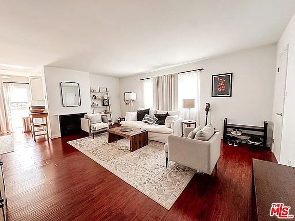 2nd image of 11836 Mayfield Ave APT 9