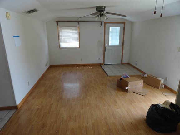 4th image of 1676 Rock Island Ave