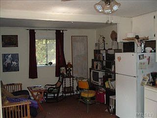 5th image of 13 E End Ave