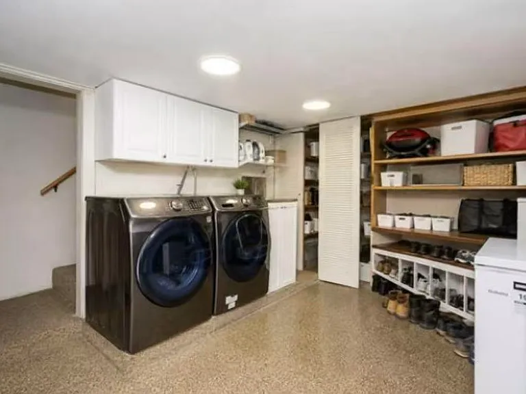 3841 Bayridge Ave — Photo 15