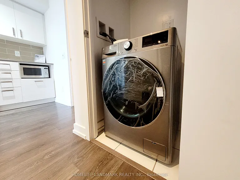 125 Redpath Ave #1213 — Photo 32