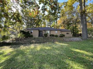 7611 Aboite Center Rd, Fort Wayne, IN 46804