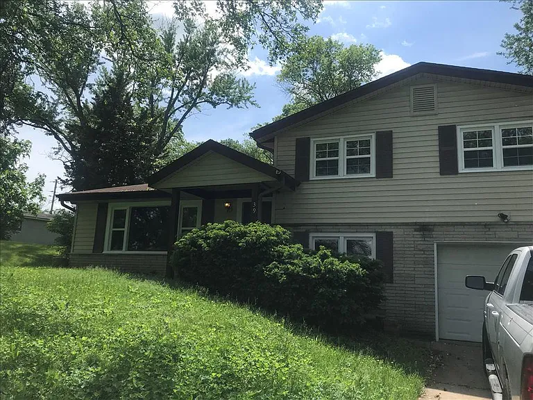 39 Countryside Dr — Photo 2