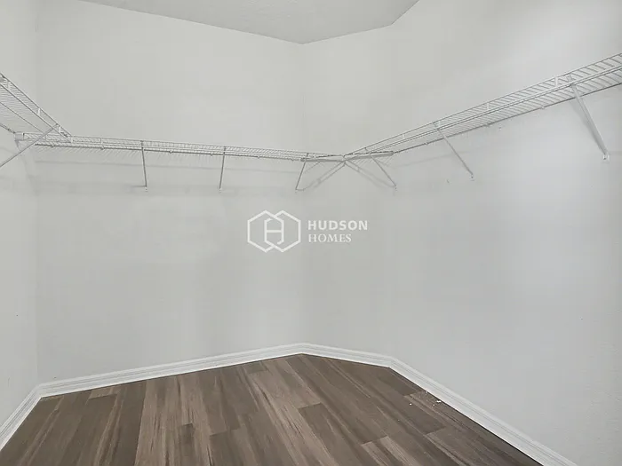 1560 Scarbrough Abby Pl — Photo 13