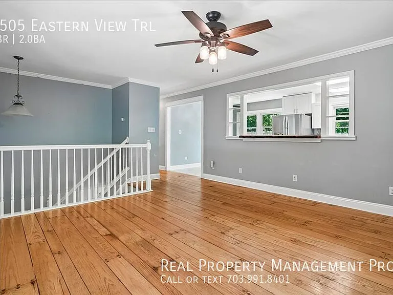 9505 Eastern View Trl — Photo 6