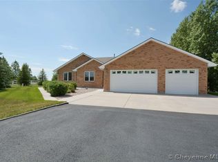 1217 Twin Mountain Rd, Cheyenne, WY 82009
