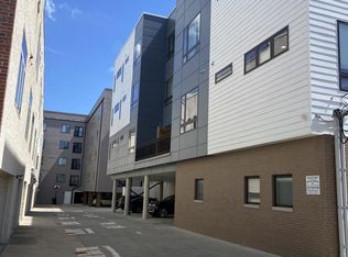 907 Leland St #3F, Philadelphia, PA 19130