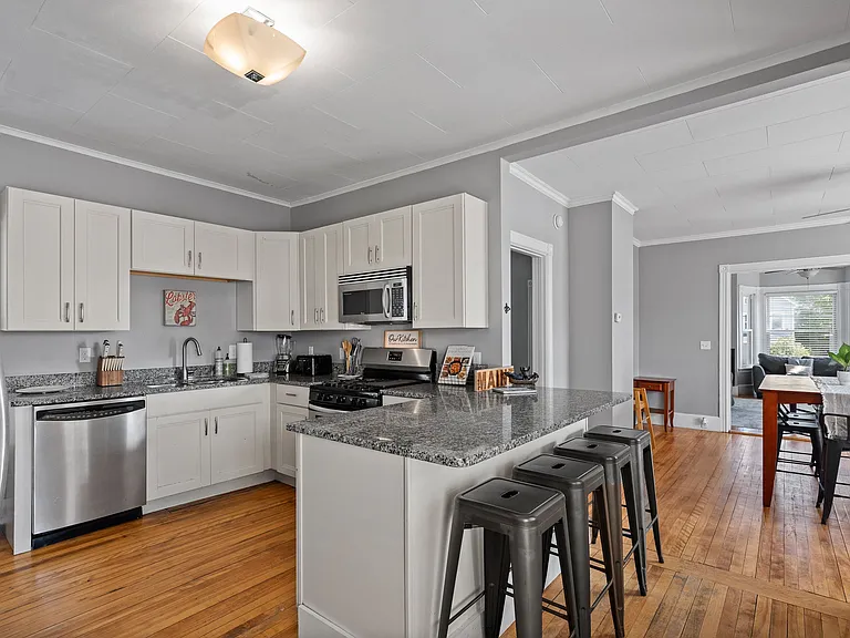 15 Fern Park Ave. — Photo 42