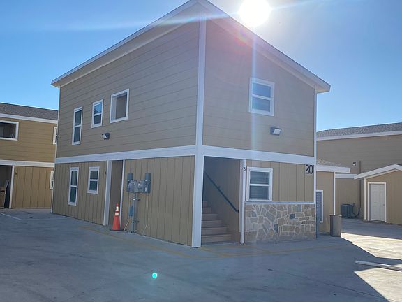 4th image of 46 E Washington Dr Unit 1A
