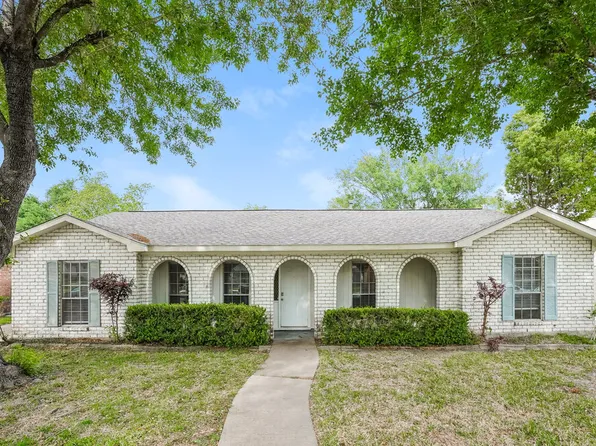 15515 Banff St, Houston, TX 77062