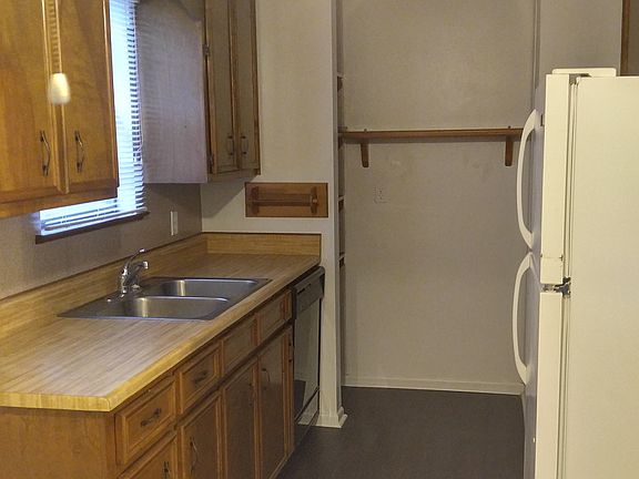 4th image of 185 Southland Dr