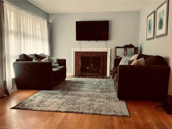 2nd image of 532 Long Dr