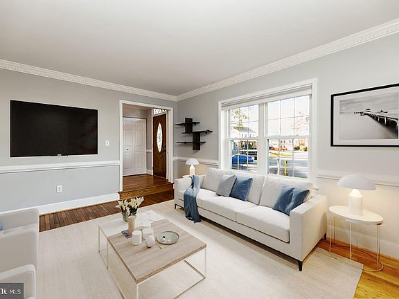 2nd image of 6203 Franconia Forest Ct