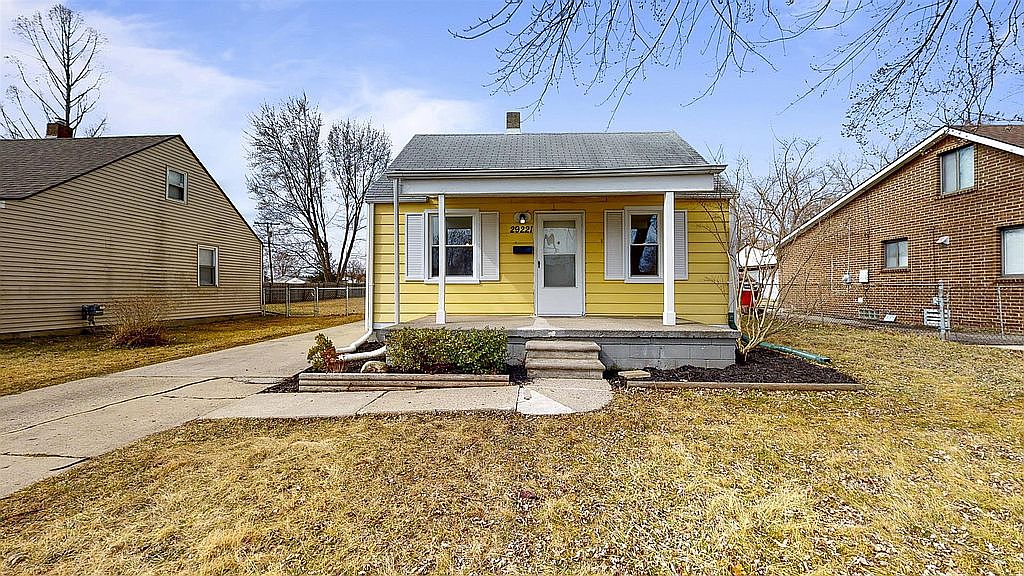 29221 Senator St, photo 1
