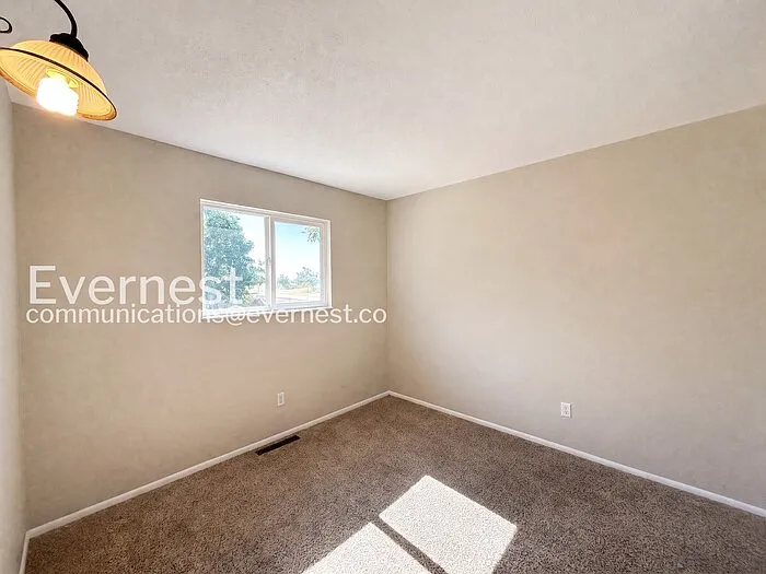4096 Colony Hills Cir — Photo 10
