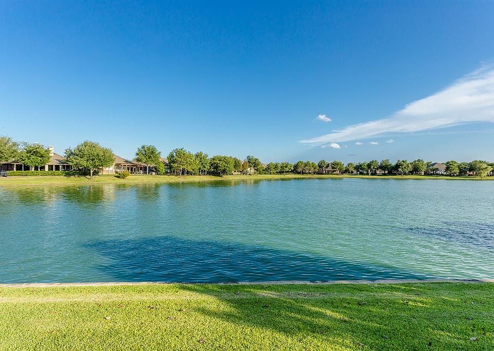 1st image of 25827 Palmdale Estate Dr