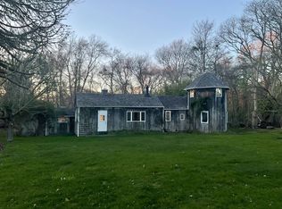 87 Lower Seven Ponds Rd, Water Mill, NY 11976