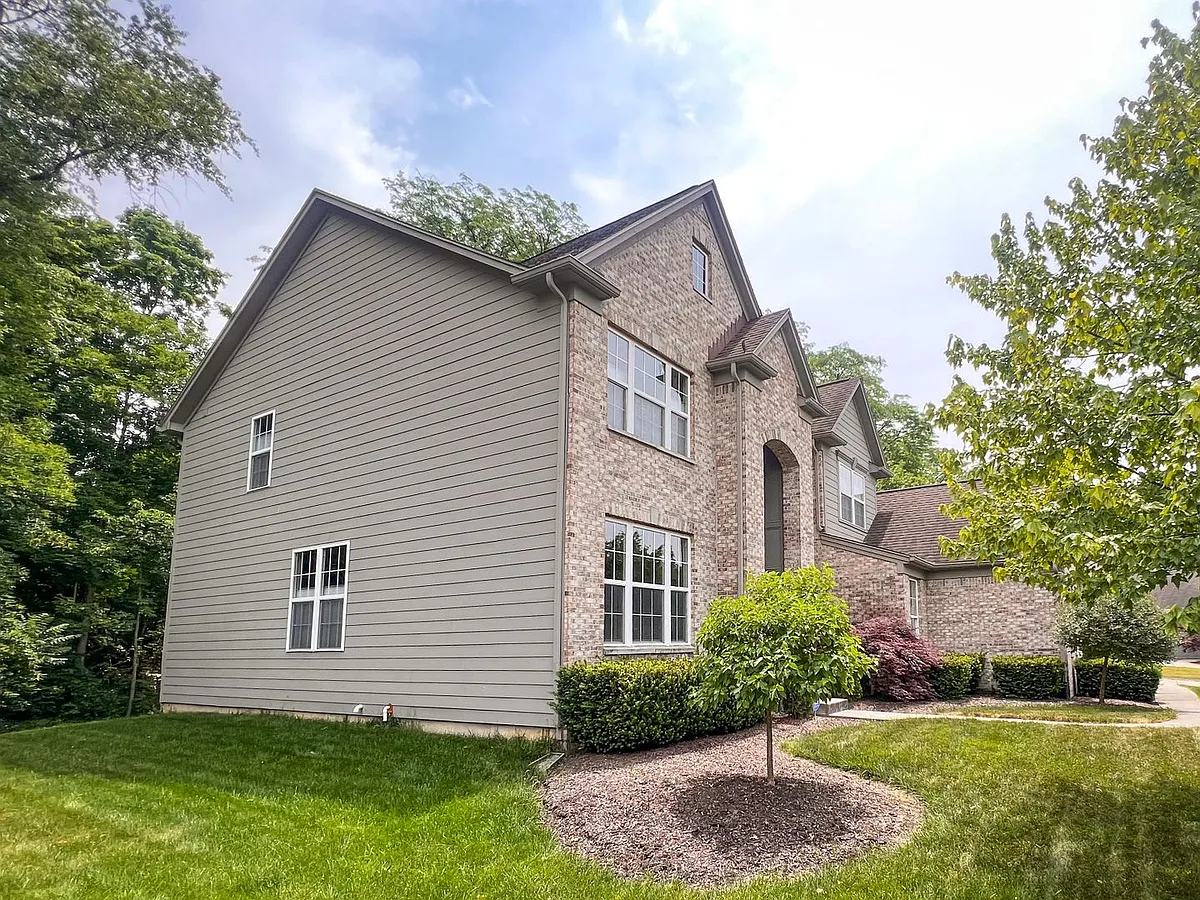 Building Photo - 11341 Romeo Pl