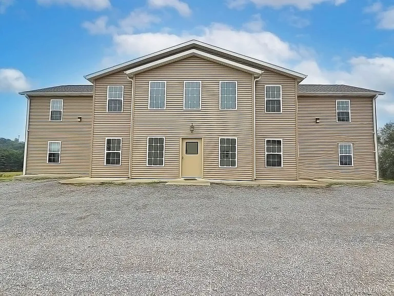 2265 Sacajawea Ln — Photo 1