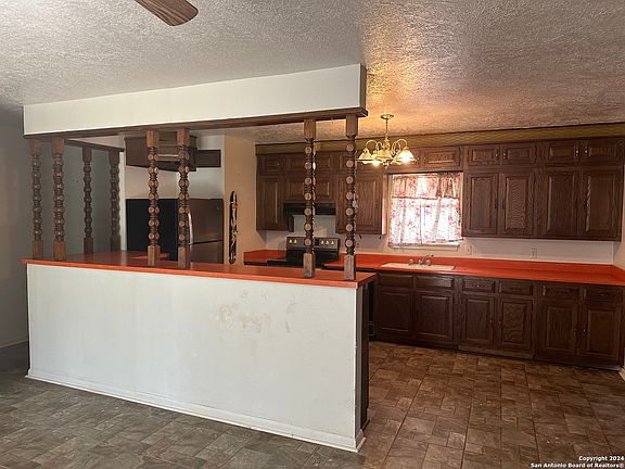 4th image of 209 S 20TH ST