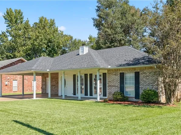 320 Twin Oaks Rd E, Pineville, LA 71360