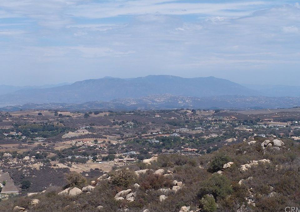 1st image of 41256 Corte Fuentes