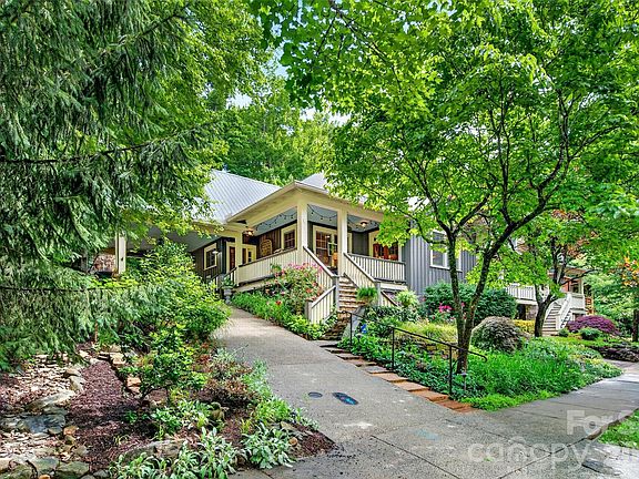 2nd image of 52 Cheshire Dr