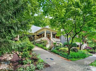 52 Cheshire Dr, Black Mountain, NC 28711