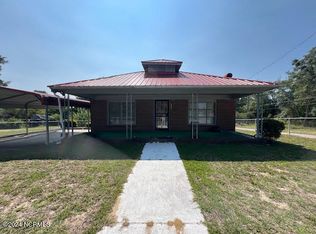 409 Oakland Ave, Hamlet, NC 28345