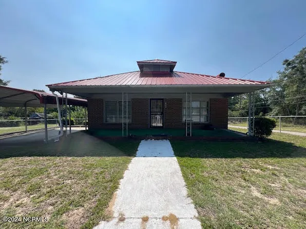 409 Oakland Avenue, Hamlet, NC 28345