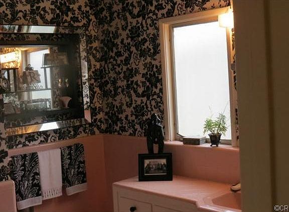 5th image of 1174 E Ocean Blvd Unit 11
