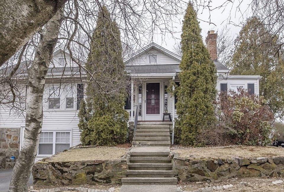 1st image of 174 Quincy Ave