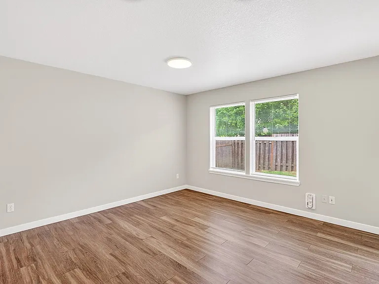 4263 SW 159th Ave — Photo 16