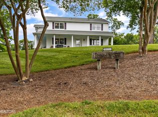 9023 NW Fox Lonas Rd, Knoxville, TN 37923