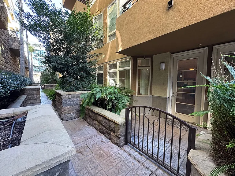 1480 Broadway #2212 — Photo 31