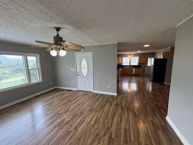 3785 Sunnydale Rd — Photo 9