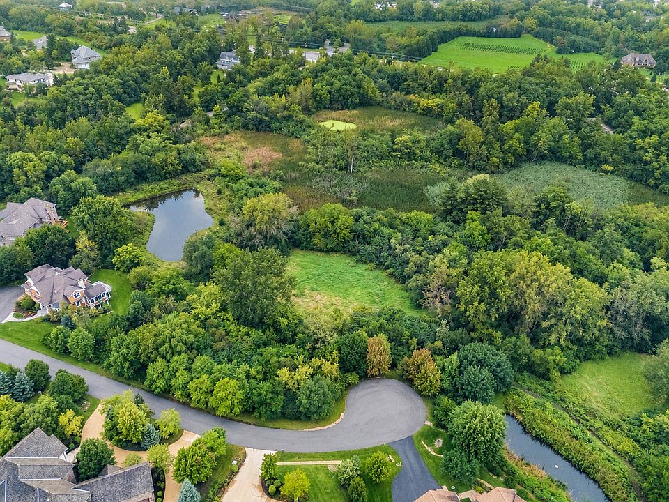 1st image of 5176 Aptakisic Rd