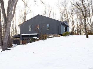 261 Freedom Rd, Pleasant Valley, NY 12569