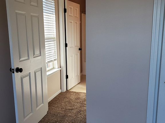 4th image of 7831 Pleasure Walk Cir