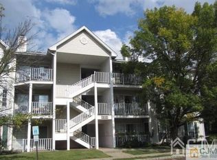 11 Kingston Run, North Brunswick, NJ 08902