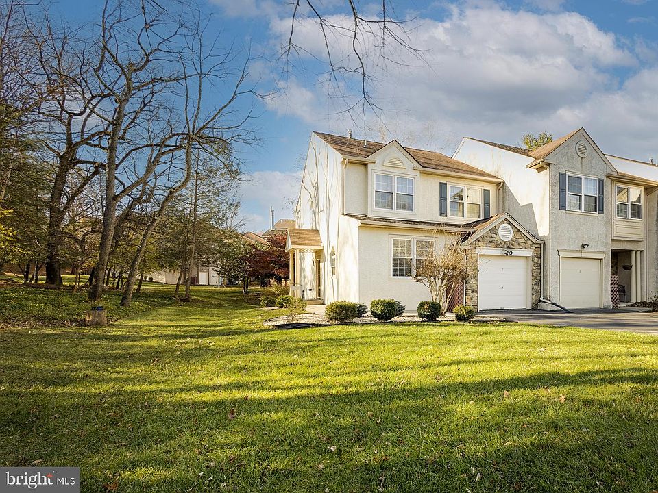 1st image of 7 Plum Ct