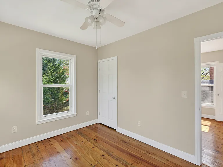 40 Maple St #2 — Photo 15